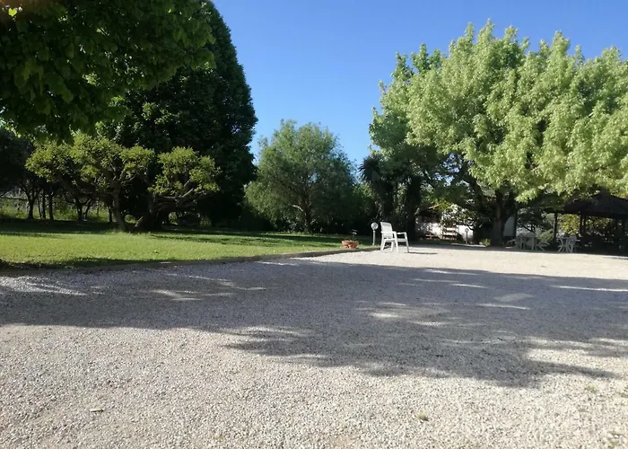 Napoli לינה וארוחת בוקר 4*